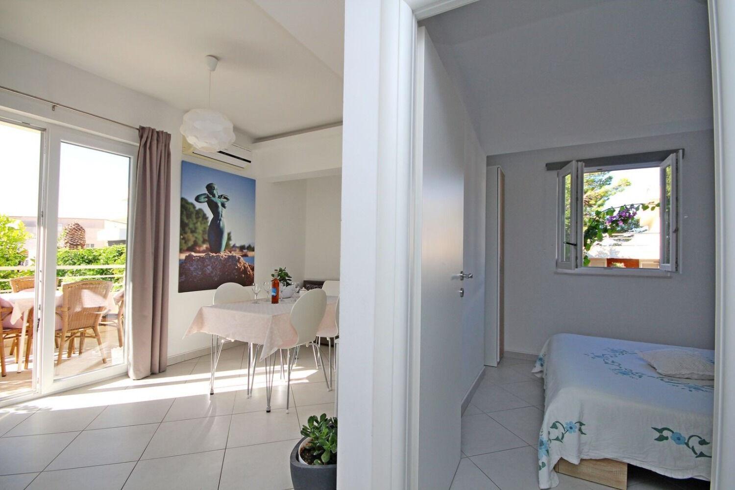 Apartments Maja 100 From The Beach Podgora Exterior photo